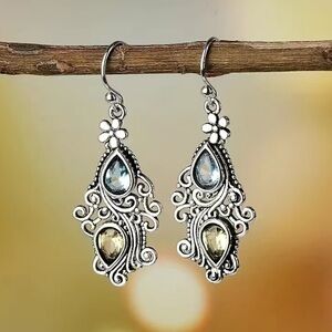 Vintage Silver Floral Gemstone Dangle Boho Earrings Nwt